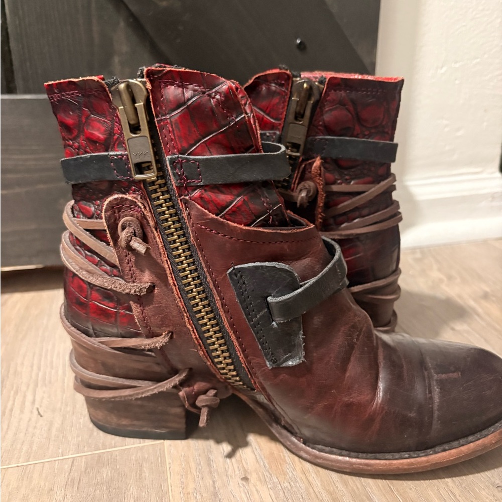 Freebird by Steven crue wine multi size 8 - Picture 4 of 7